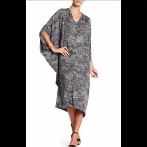 Go Couture dolman-sleeve midi dress